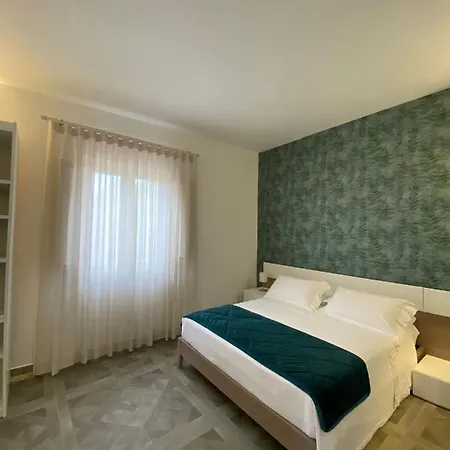 Soleluna Bed & Breakfast 4*